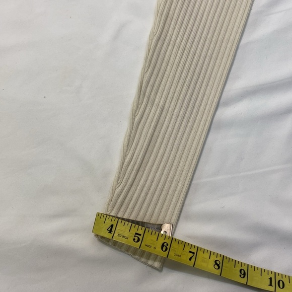 C.O.S.Women’s,Cream, V Neck,Knit,Long Sleeve Top.Size-Medium. - Picture 9 of 12